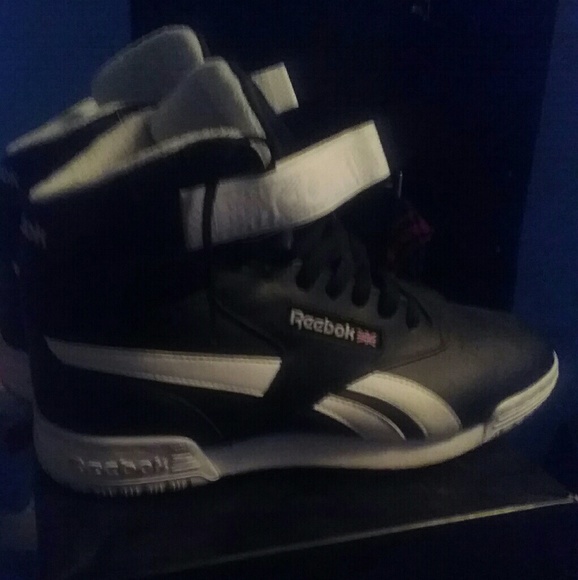 High Top Reeboks - Picture 3 of 4